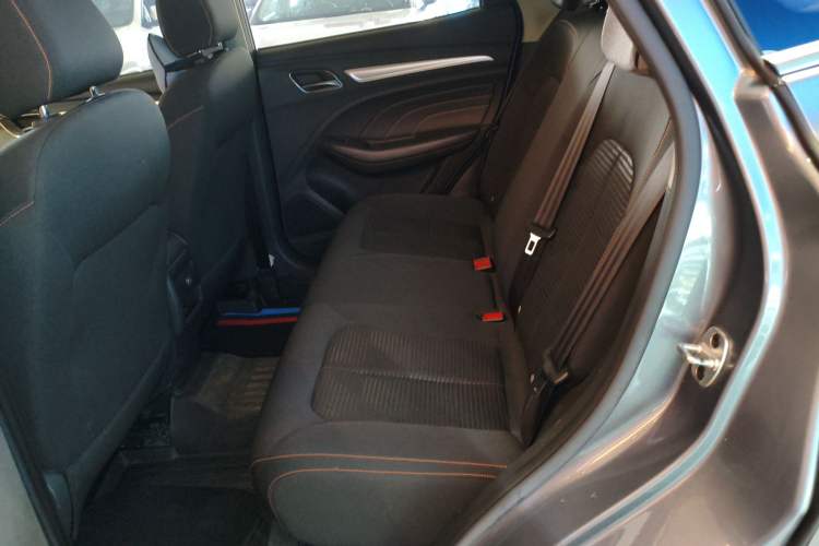 Used Roewe RX3 2021 PRO 1.6L CVT Elite Model Left Rear Seat
