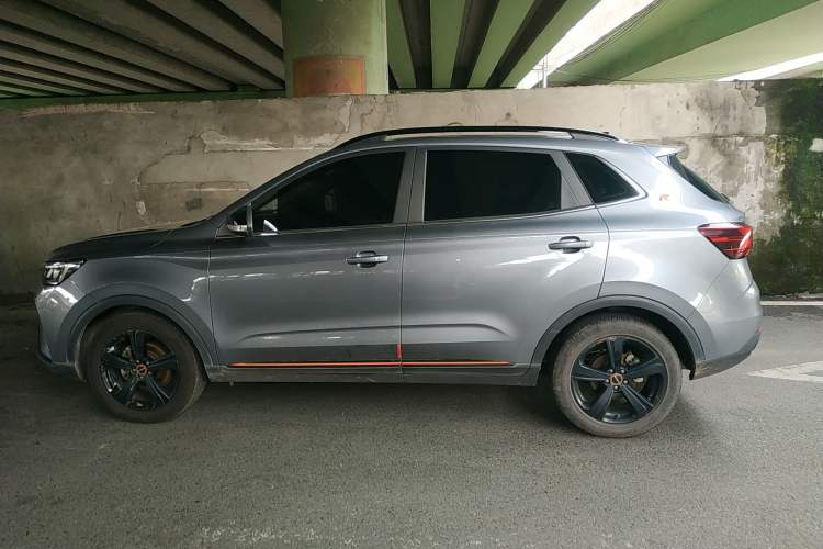 Used Roewe RX3 2021 PRO 1.6L Manual Flagship Model Left Side