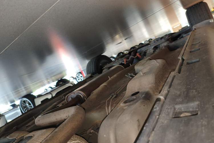 Used Roewe RX3 2021 PRO 1.6L CVT Elite Model Left Side Sill