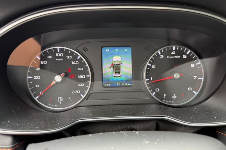 Used Roewe RX3 2021 PRO 1.6L CVT Elite Model Odometer Close Up