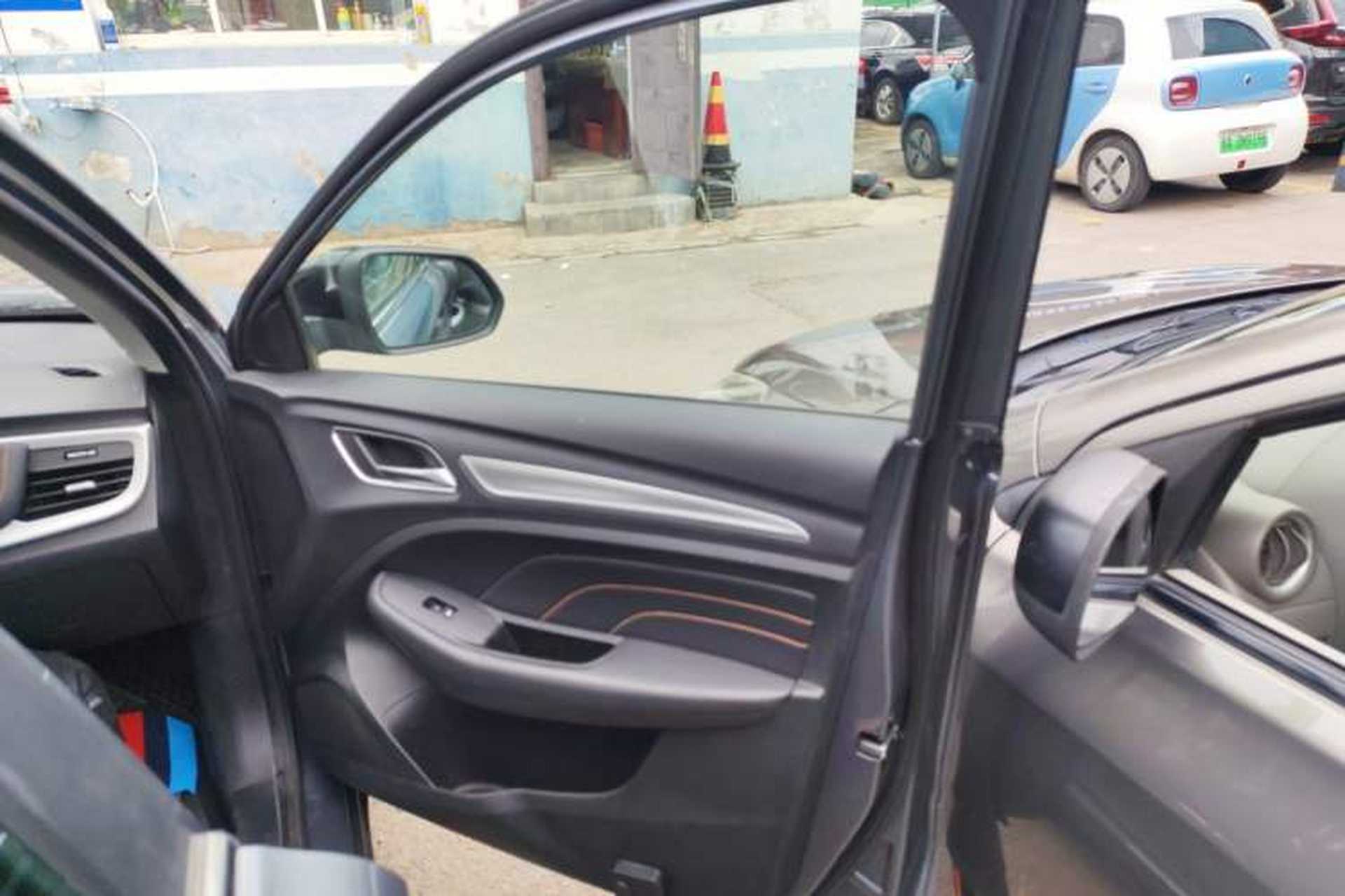 Used Roewe RX3 2021 PRO 1.6L CVT Elite Model Right Front Door Interior