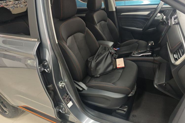 Used Roewe RX3 2021 PRO 1.6L CVT Elite Model Right Front Seat
