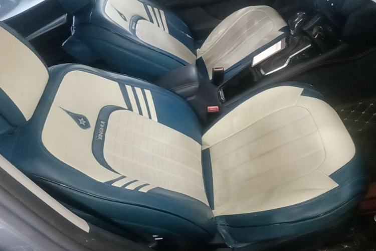 Used Roewe RX3 2021 PRO 1.6L CVT Elite Model Right Front Seat