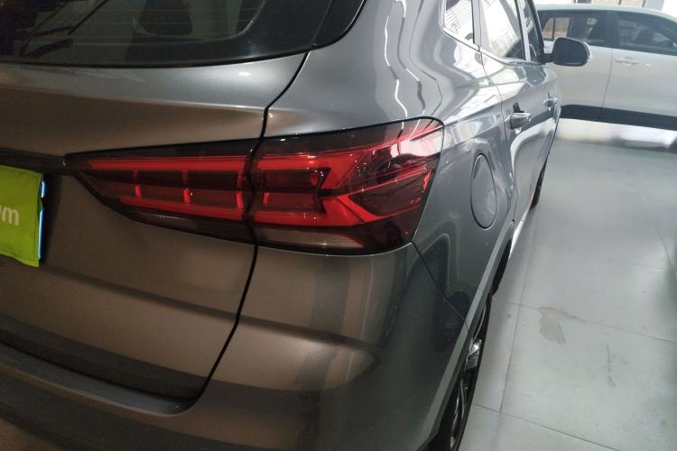 Used Roewe RX3 2021 PRO 1.6L CVT Elite Model Right Rear Taillight