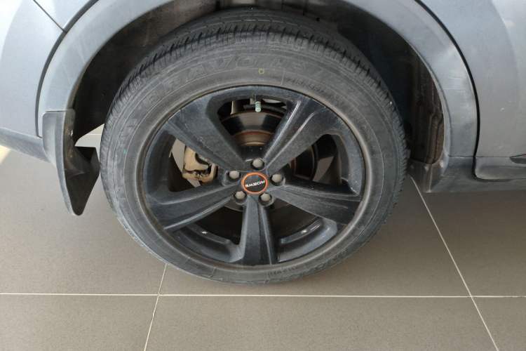 Used Roewe RX3 2021 PRO 1.6L CVT Elite Model Right Rear Wheel Hub