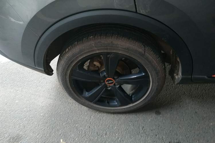Used Roewe RX3 2021 PRO 1.6L Manual Flagship Model Right Rear Wheel Hub