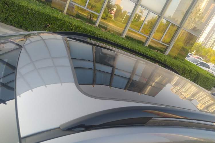 Used Roewe RX3 2021 PRO 1.6L CVT Flagship Model Roof