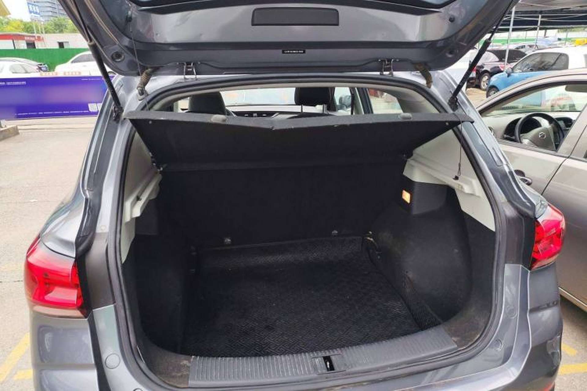 Used Roewe RX3 2021 PRO 1.6L CVT Elite Model Trunk