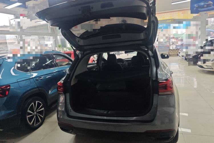 Used Roewe RX3 2021 PRO 1.6L CVT Elite Model Trunk