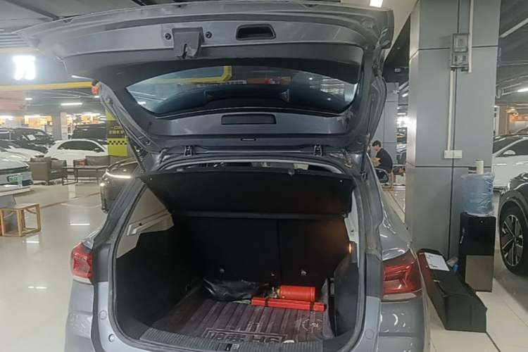 Used Roewe RX3 2021 PRO 1.6L CVT Elite Model Trunk