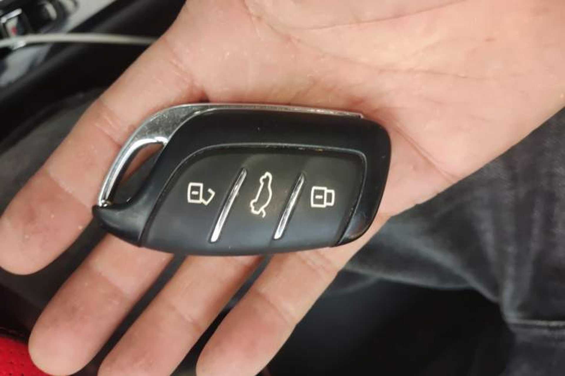 Used Roewe RX3 2021 PRO 1.6L CVT Elite Model Vehicle Key
