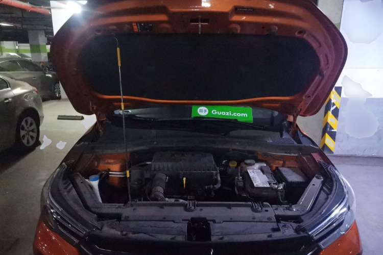 Used Roewe RX3 2021 PRO 1.6L CVT Flagship Model Engine Bay