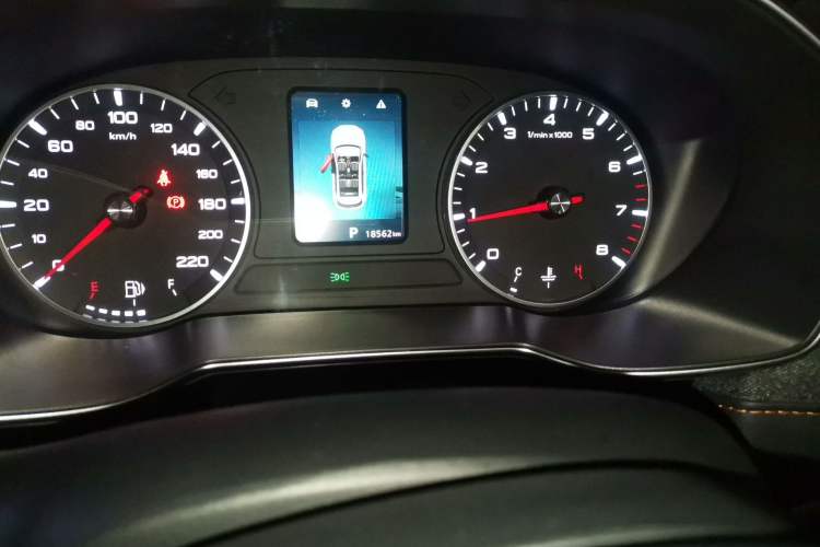 Used Roewe RX3 2021 PRO 1.6L CVT Flagship Model Odometer Close Up