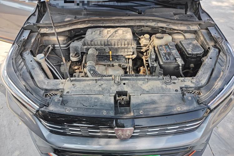 Used Roewe RX3 2021 PRO 1.6L Manual Flagship Model Engine Bay