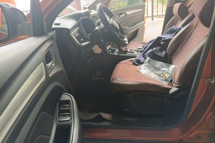 Used Roewe RX3 2021 PRO 1.6L CVT Elite Model Driver Seat