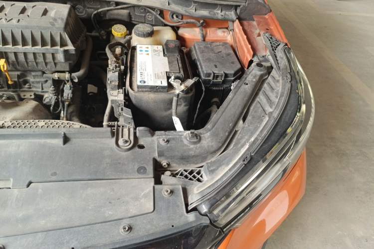Used Roewe RX3 2021 PRO 1.6L CVT Elite Model Engine Bay Left