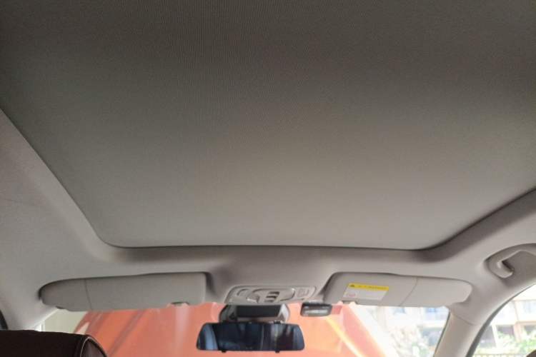 Used Roewe RX3 2021 PRO 1.6L CVT Elite Model Headliner