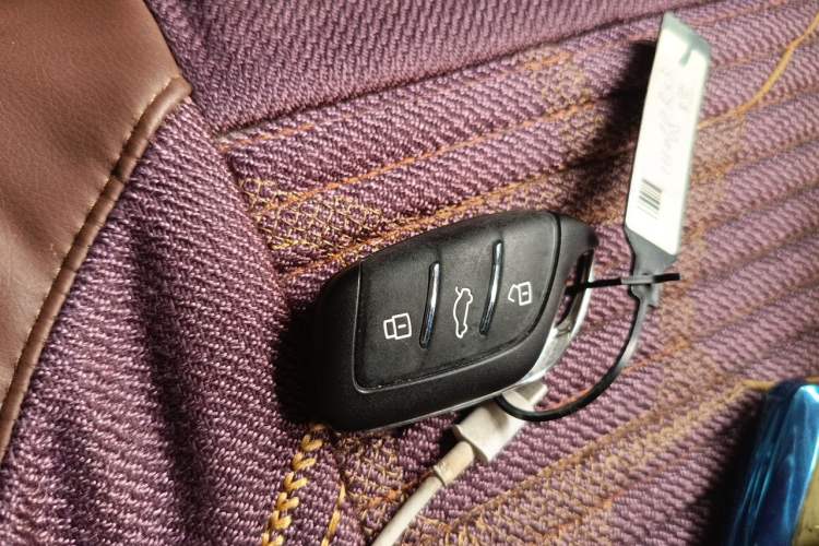 Used Roewe RX3 2021 PRO 1.6L CVT Elite Model Vehicle Key