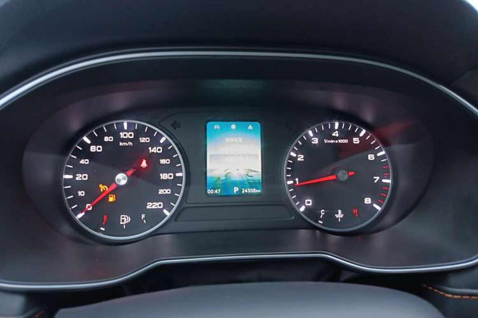 Used Roewe RX3 2021 PRO 1.6L CVT Elite Model Instrument Cluster