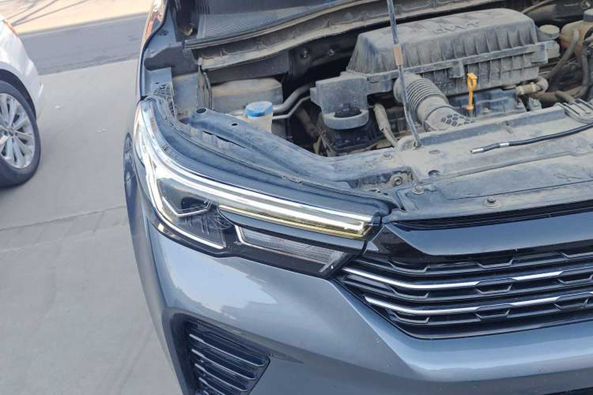Used Roewe RX3 2021 PRO 1.6L Manual Flagship Model Right Front Headlight
