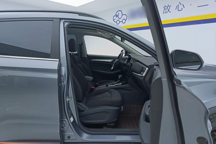 Used Roewe RX3 2021 PRO 1.6L CVT Elite Model Right Front Seat