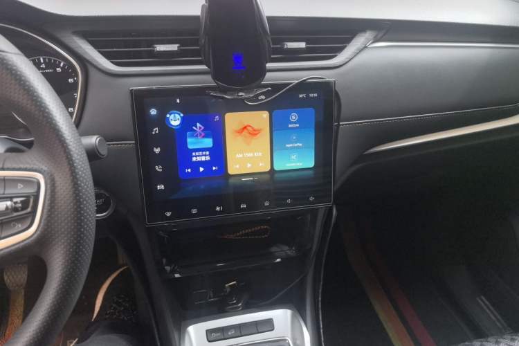 Used Roewe RX3 2021 PRO 1.6L Manual Flagship Model Audio And AC Panel