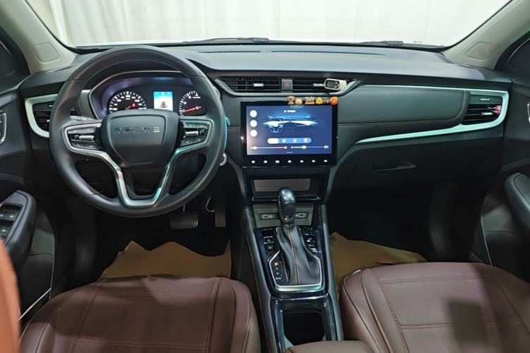 Used Roewe RX3 2021 PRO 1.6L CVT Elite Model Center Console