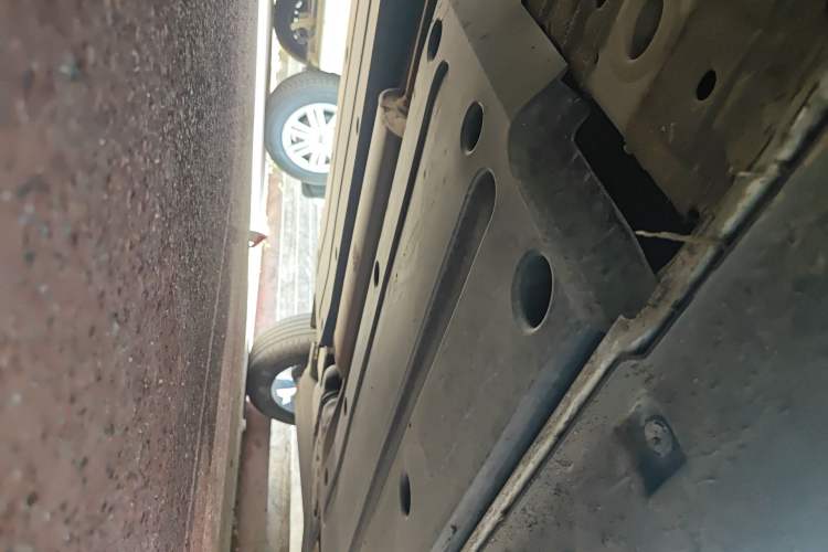Used Roewe RX3 2021 PRO 1.6L Manual Flagship Model Chassis Front Left