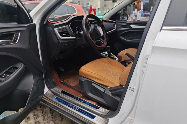 Used Roewe RX3 2021 PRO 1.6L Manual Flagship Model Driver Seat