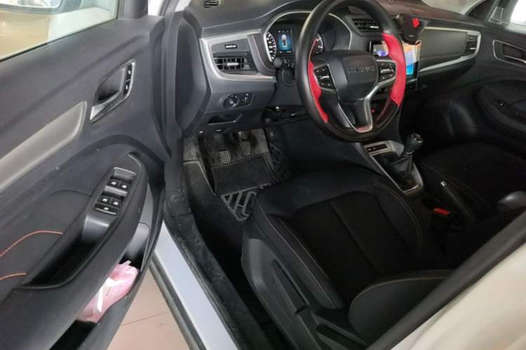 Used Roewe RX3 2021 PRO 1.6L Manual Flagship Model Driver Seat