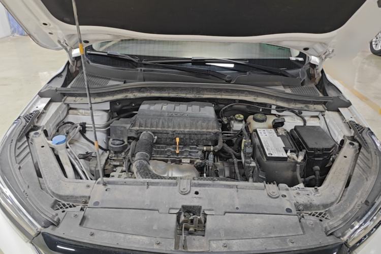 Used Roewe RX3 2021 PRO 1.6L CVT Elite Model Engine Bay