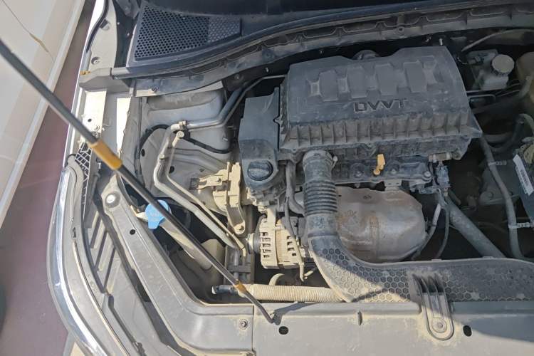 Used Roewe RX3 2021 PRO 1.6L Manual Flagship Model Engine Bay Right