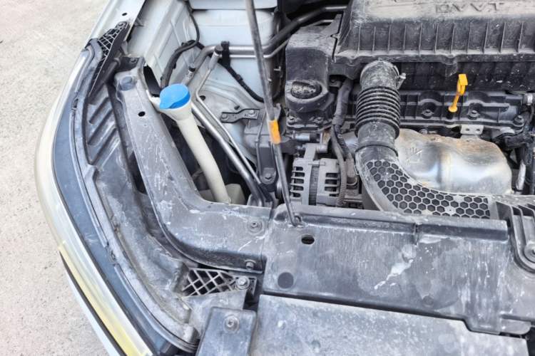 Used Roewe RX3 2021 PRO 1.6L CVT Elite Model Engine Bay Right
