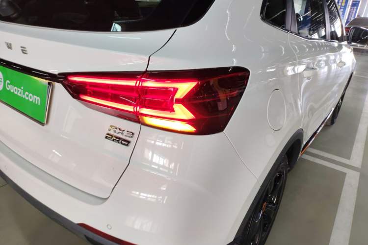 Used Roewe RX3 2021 PRO 1.6L CVT Flagship Model Exterior 3