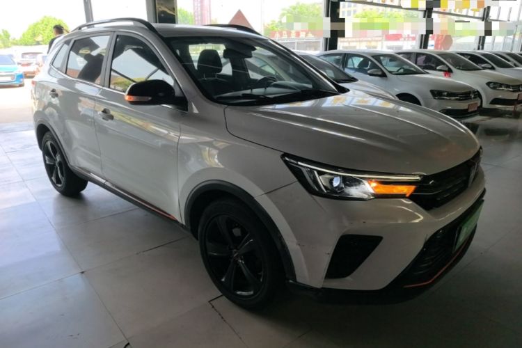 Used Roewe RX3 2021 PRO 1.6L Manual Flagship Model Front Right 45 Deg