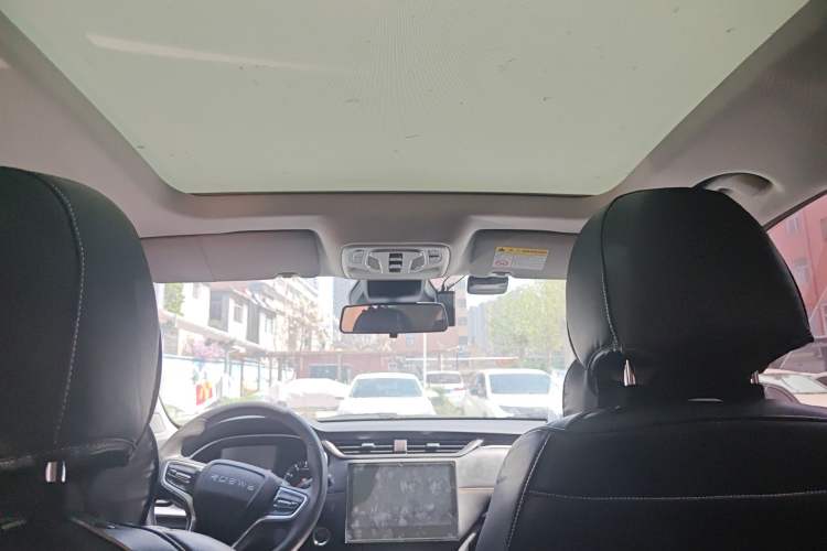 Used Roewe RX3 2021 PRO 1.6L Manual Flagship Model Headliner