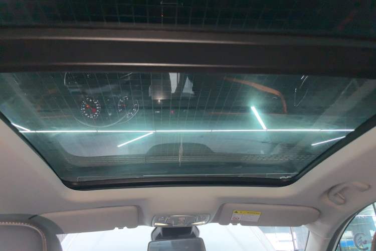 Used Roewe RX3 2021 PRO 1.6L CVT Flagship Model Headliner