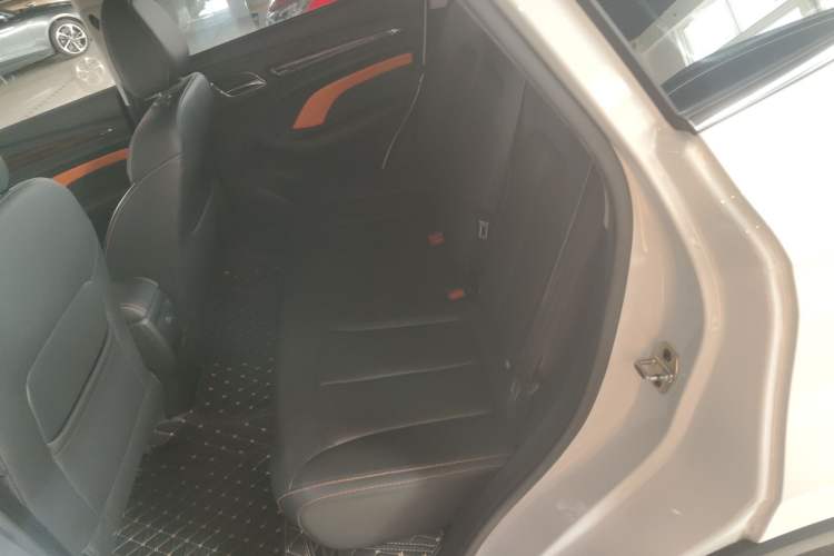 Used Roewe RX3 2021 PRO 1.6L CVT Flagship Model Interior 4