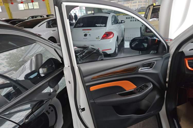 Used Roewe RX3 2021 PRO 1.6L CVT Flagship Model Left Front Door Interior