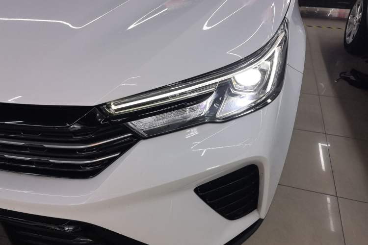 Used Roewe RX3 2021 PRO 1.6L CVT Flagship Model Left Front Headlight