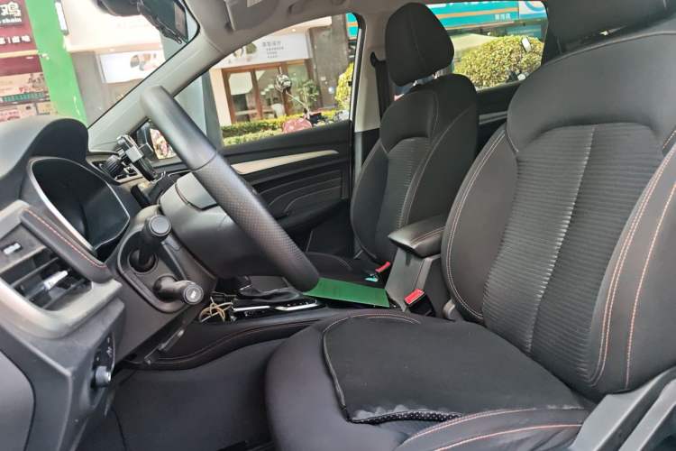 Used Roewe RX3 2021 PRO 1.6L CVT Elite Model Left Front Seat