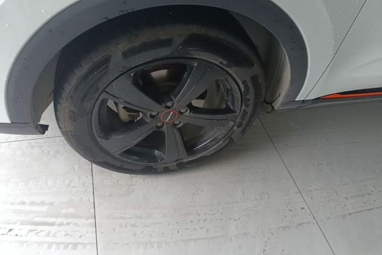 Used Roewe RX3 2021 PRO 1.6L CVT Elite Model Left Front Wheel Hub