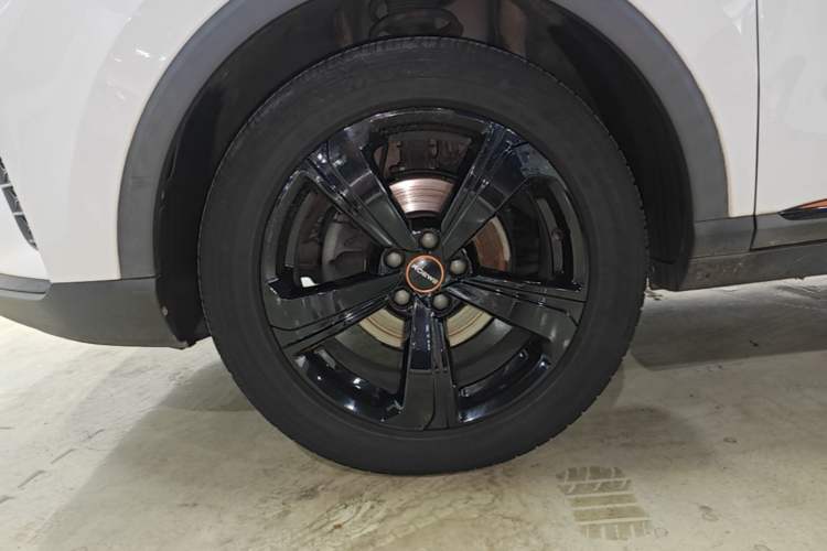 Used Roewe RX3 2021 PRO 1.6L CVT Elite Model Left Front Wheel Hub