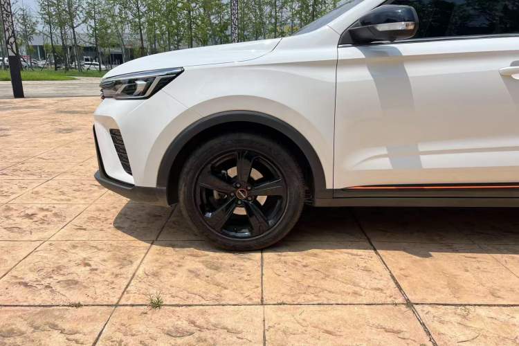 Used Roewe RX3 2021 PRO 1.6L CVT Flagship Model Left Front Wheel Hub