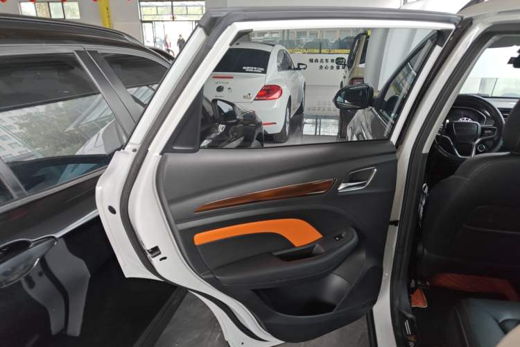 Used Roewe RX3 2021 PRO 1.6L CVT Flagship Model Left Rear Door Interior