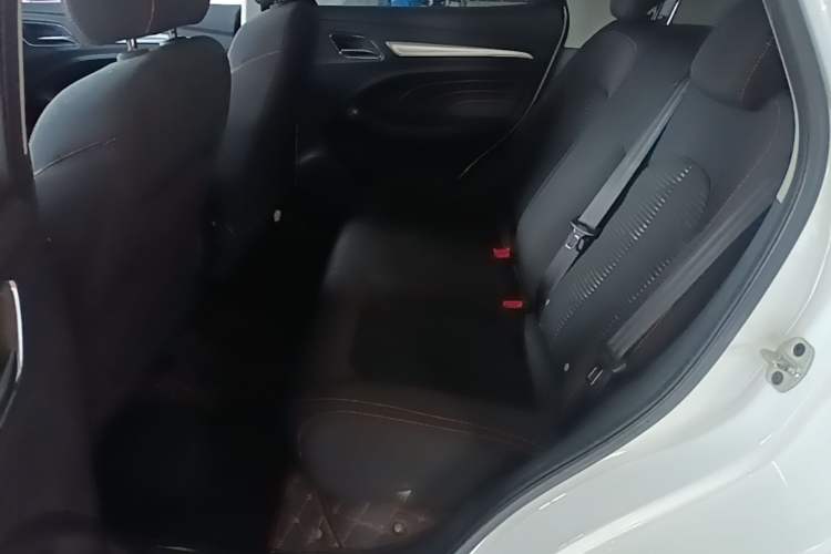 Used Roewe RX3 2021 PRO 1.6L CVT Elite Model Left Rear Seat