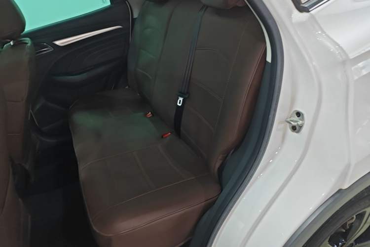 Used Roewe RX3 2021 PRO 1.6L CVT Elite Model Left Rear Seat