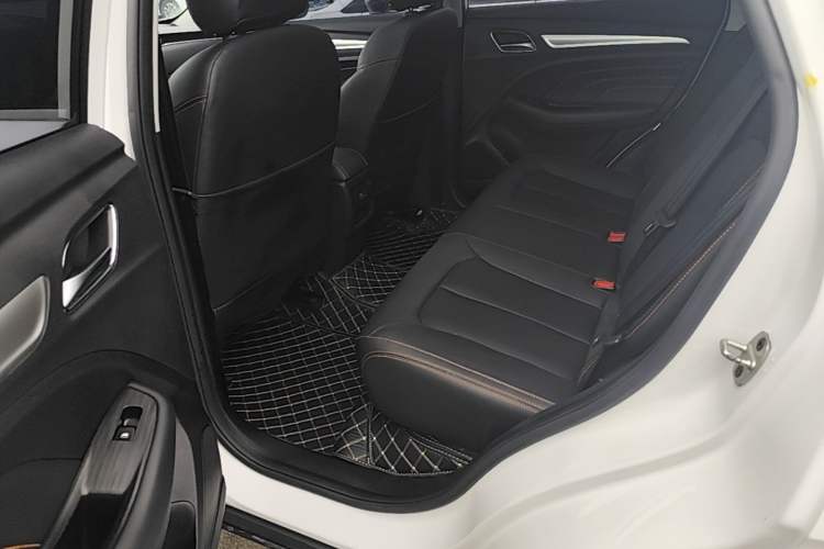 Used Roewe RX3 2021 PRO 1.6L CVT Elite Model Left Rear Seat