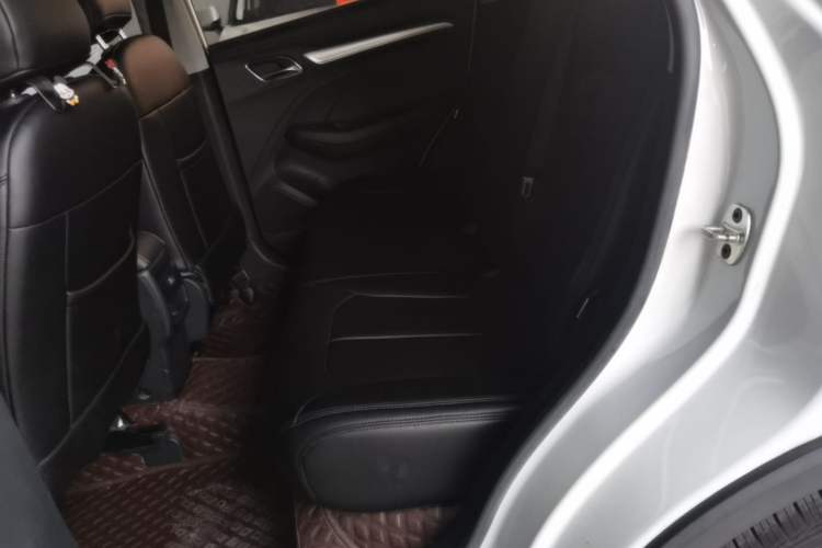 Used Roewe RX3 2021 PRO 1.6L CVT Elite Model Left Rear Seat