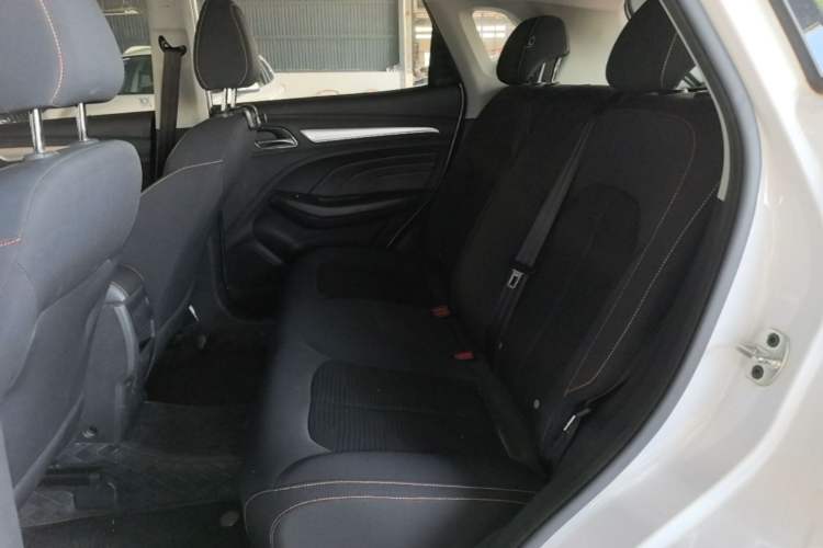 Used Roewe RX3 2021 PRO 1.6L Manual Flagship Model Left Rear Seat